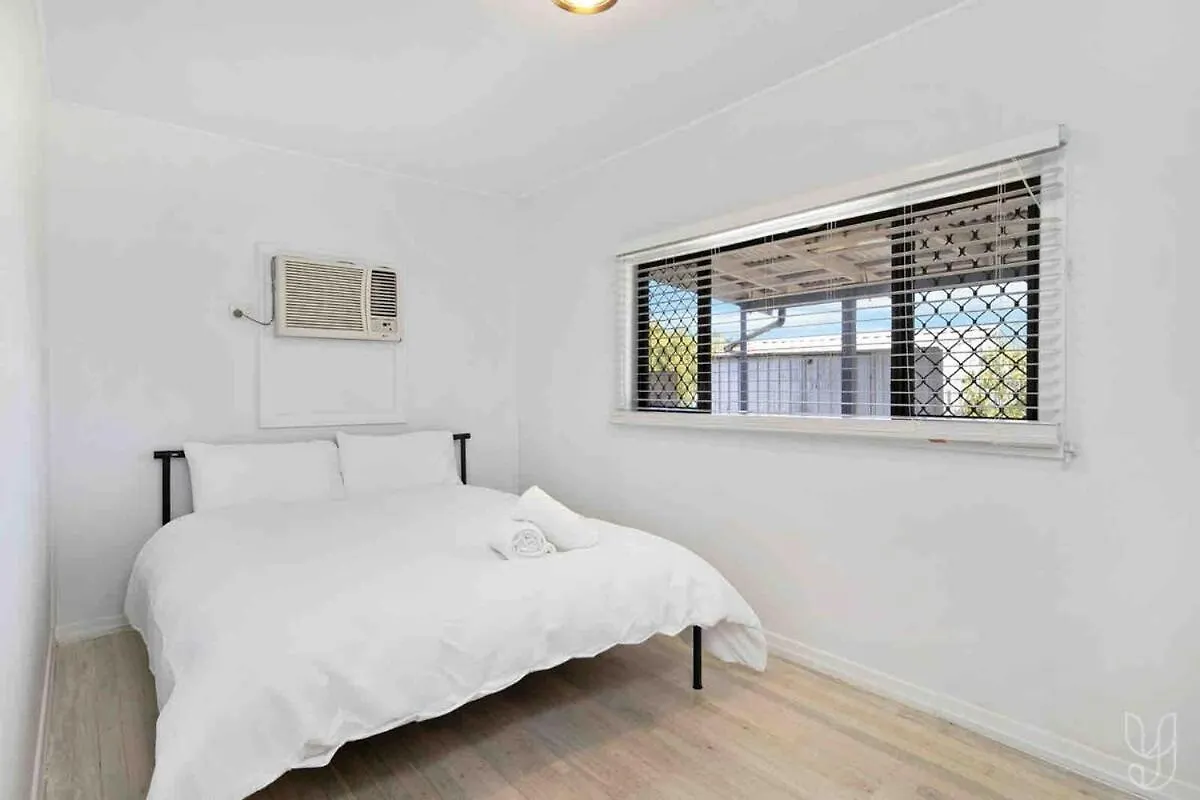 Holiday home Beach Vibes In Cooee Bay With High-Speed Internet Yeppoon