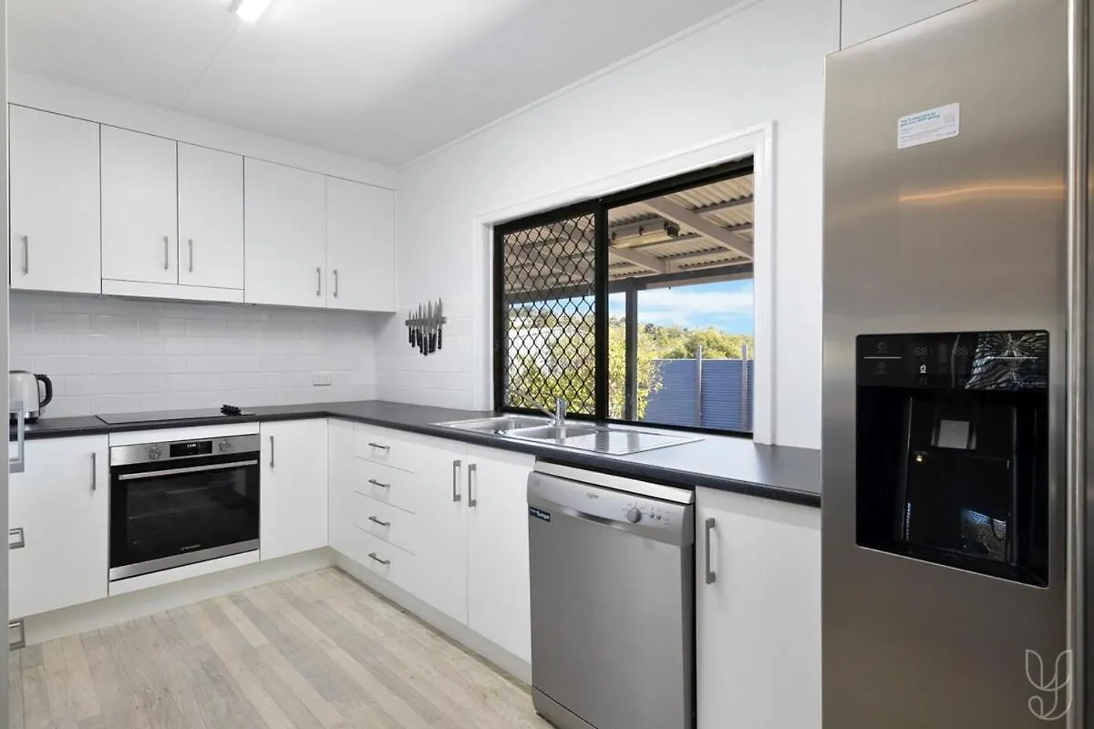 Beach Vibes In Cooee Bay With High-Speed Internet Yeppoon Australia