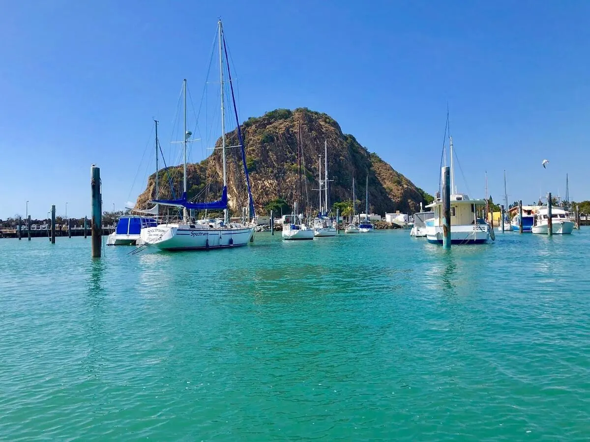 Beach Vibes In Cooee Bay With High-Speed Internet Yeppoon 0*,  Australia