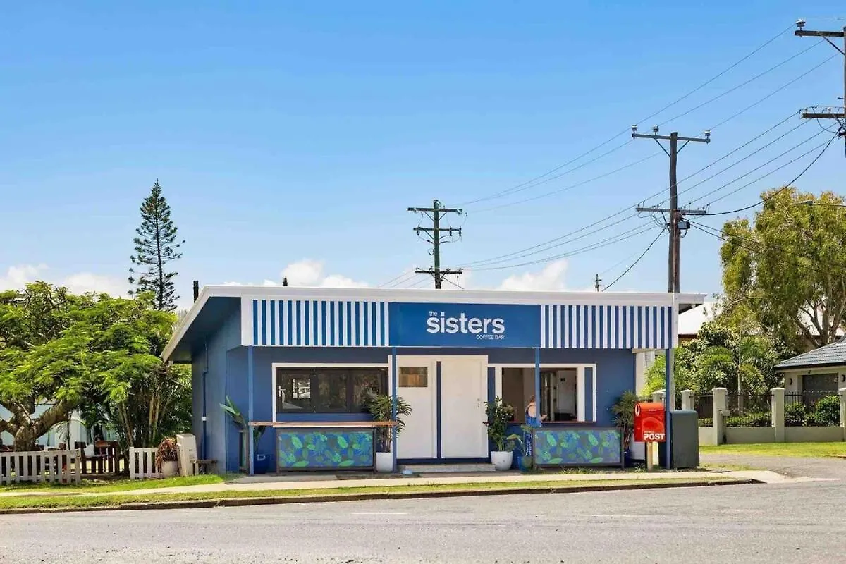 Holiday home Beach Vibes In Cooee Bay With High-Speed Internet Yeppoon Australia