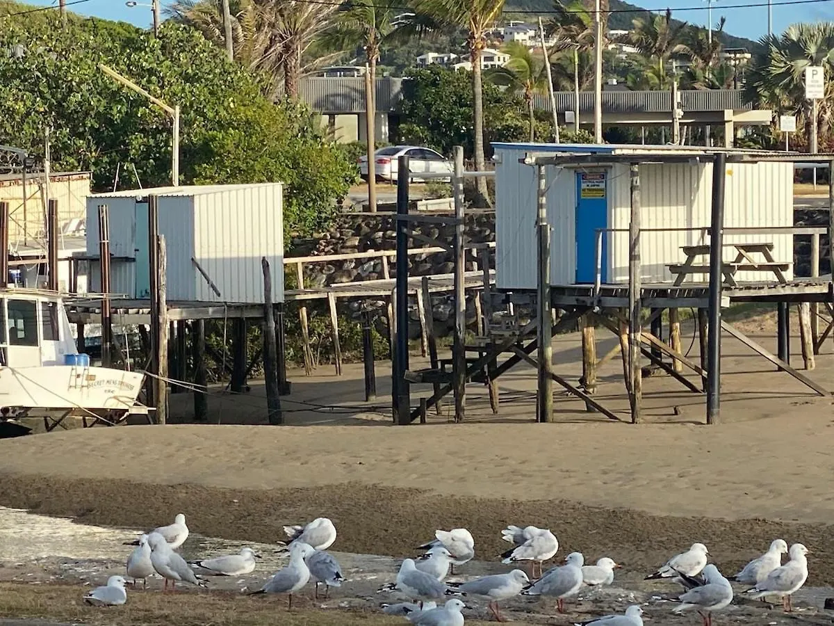 Holiday home Beach Vibes In Cooee Bay With High-Speed Internet Yeppoon Australia